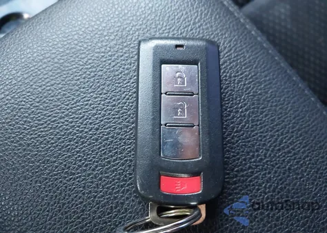 2018 Mitsubishi Outlander Le from USA, damaged, VIN JA4AD3A33JZ019491